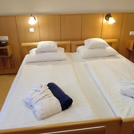 Fonix Wellness Resort Csitár Екстериор снимка